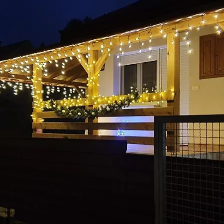 Keknefelejcs Vendeghaz Feriehus Zalakaros