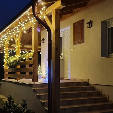 Feriehus Keknefelejcs Vendeghaz *