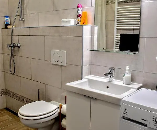 Keknefelejcs Vendeghaz *